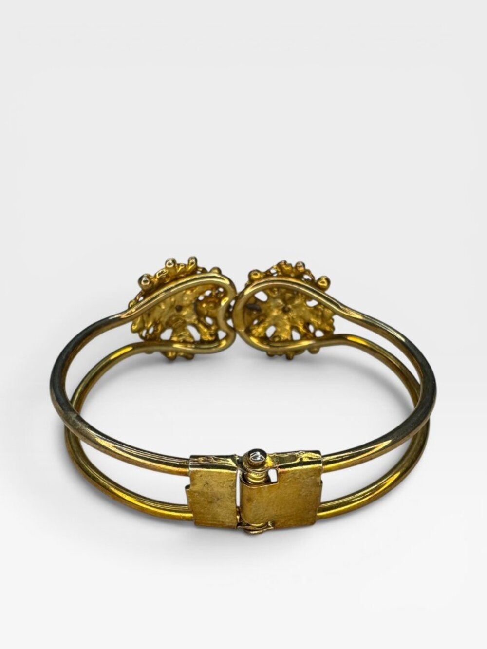Multi Color Crystal Clamper Bracelet Gold Tone Rhinestone Vintage 7" - Picture 2 of 7